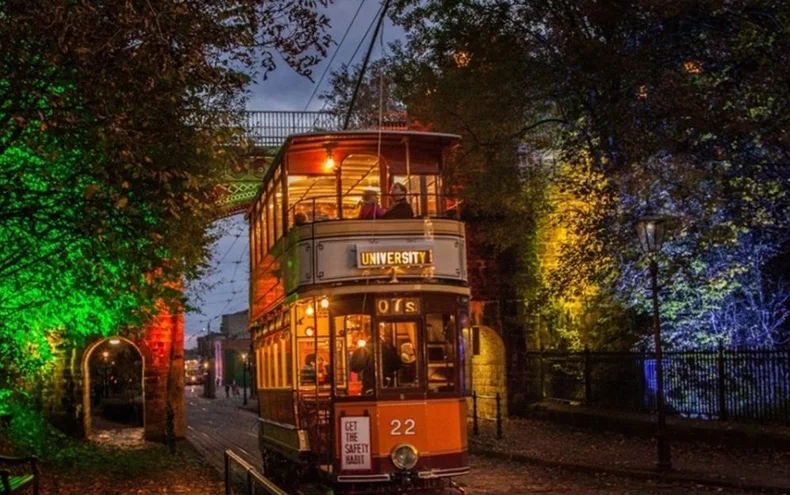 Tramlight at Crich Tramway Village - Derby Days Out