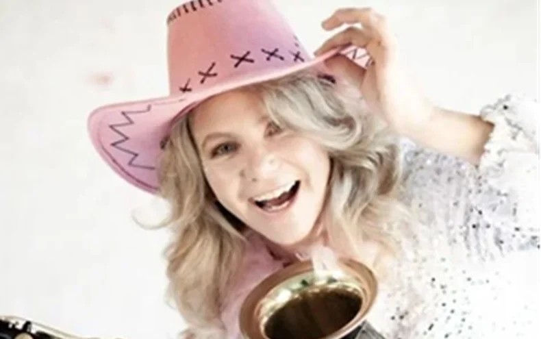 Live Music with Sophie Sax - Derby Days Out